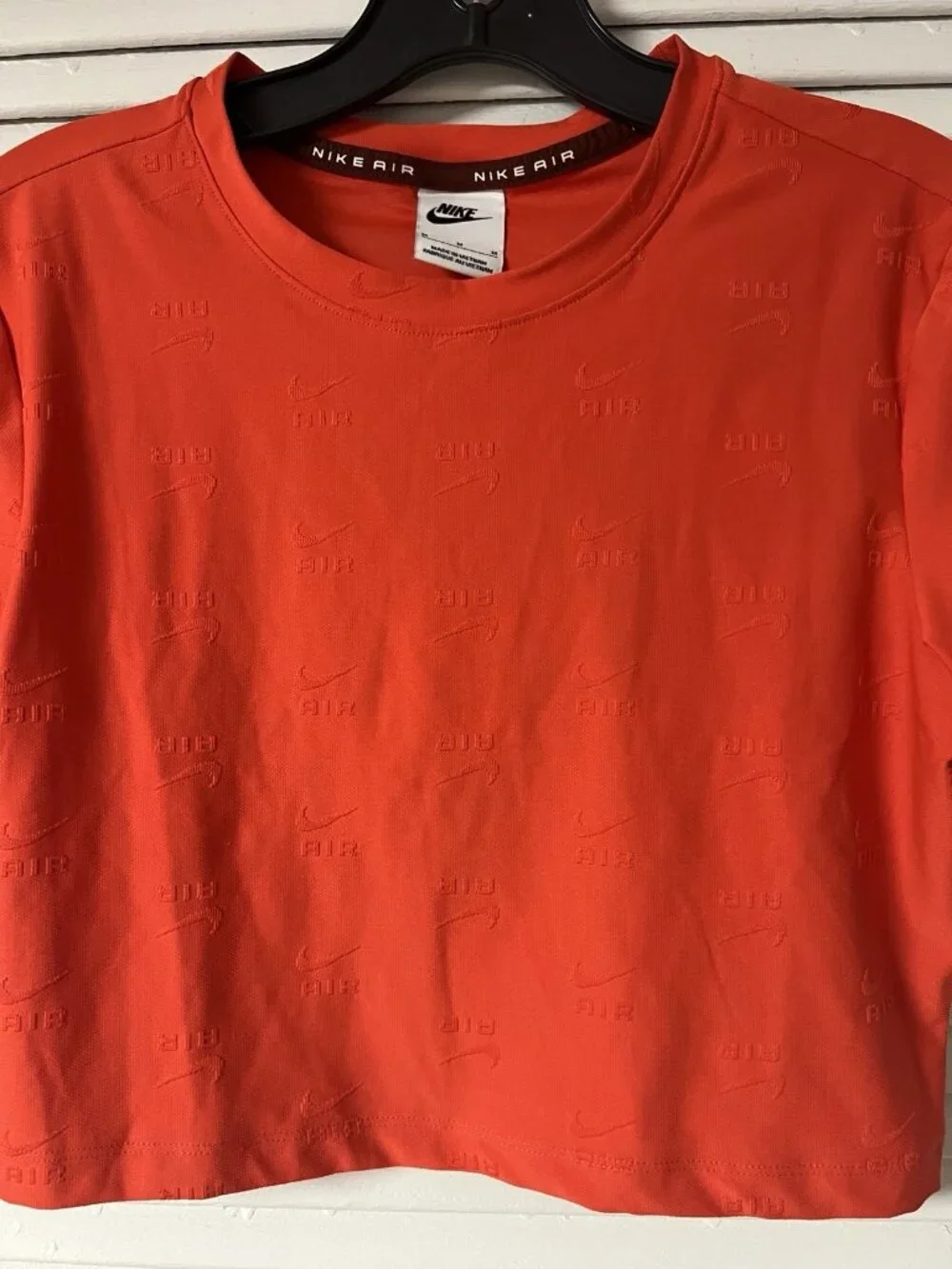 WOMEN'S NIKE T-SHIRT NSW AIR SS CROP TOP RED DV4368-696